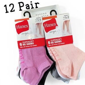 🌸Ladies Hanes 12 Pair No Shows Socks